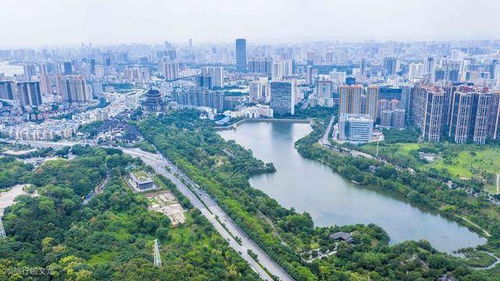 廣西南寧市內的5a景區(qū)青秀山,藏著個東盟友誼園,這里比我想的大